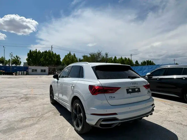 Audi Q3 — Фото автомобиля 7