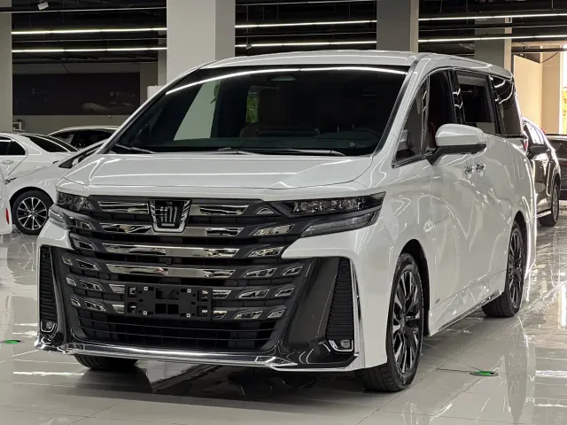 Фотография автомобиля — Toyota Vellfire