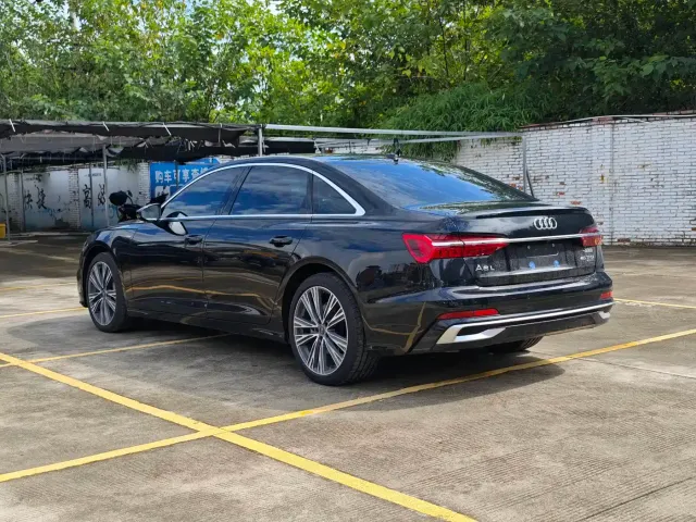 Audi Audi A6L 2025 45 TFSI quattro Premium Sport — Фото автомобиля 7
