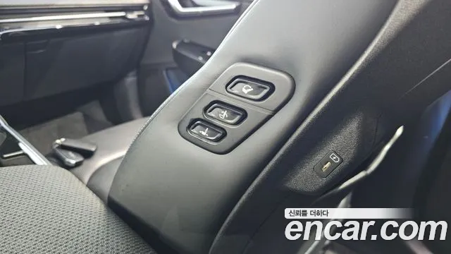 Kia EV6 — Фото автомобиля 24