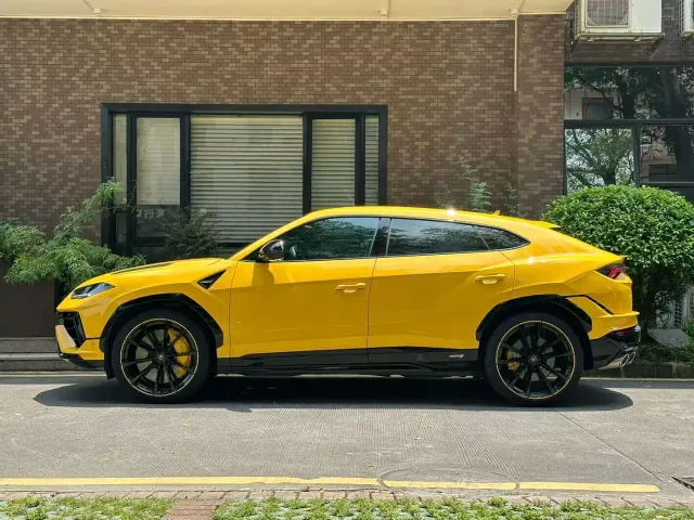 Lamborghini Urus 2023 4.0T V8 S — Фото автомобиля 2