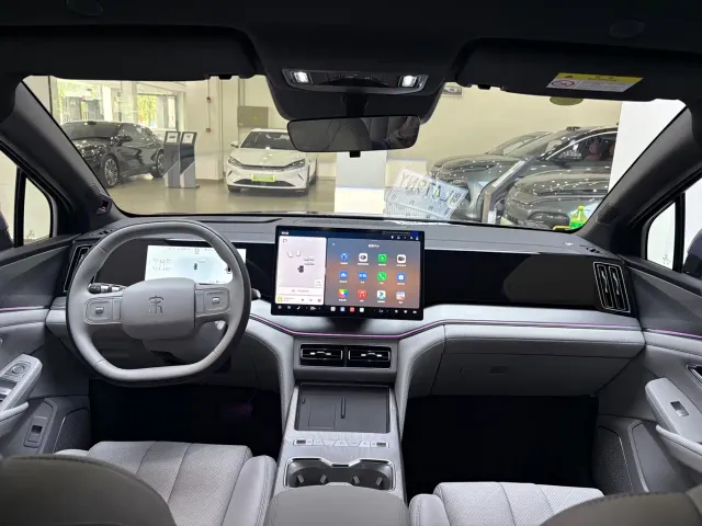BYD Song Ultra — Фото автомобиля 14
