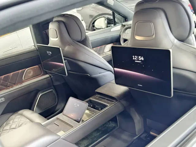 Nio ET9 — Фото автомобиля 13