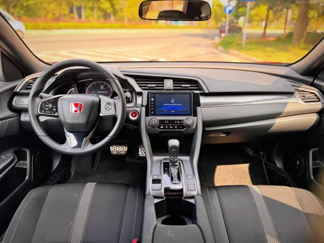 Honda Civic — Фото автомобиля 16