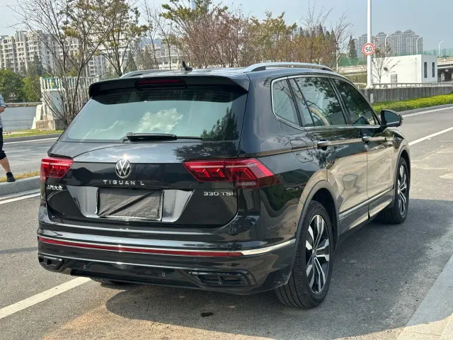 Volkswagen Tiguan L — Фото автомобиля 6