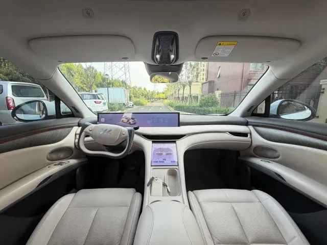 IM Motors LS6 — Фото автомобиля 5