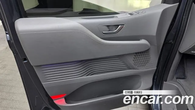 Hyundai Staria — Фото автомобиля 13