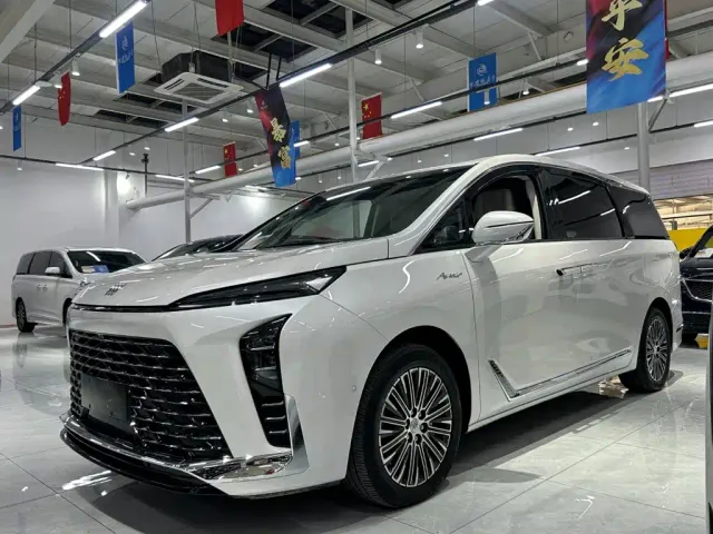 Фотография автомобиля — Buick GL8