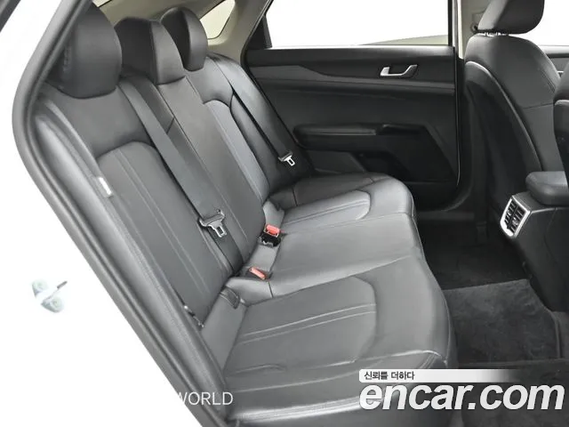 Kia K5 Generation 3 — Фото автомобиля 12