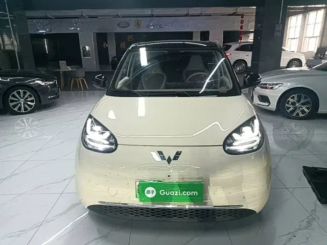 Wuling Bingo — Фото автомобиля 2