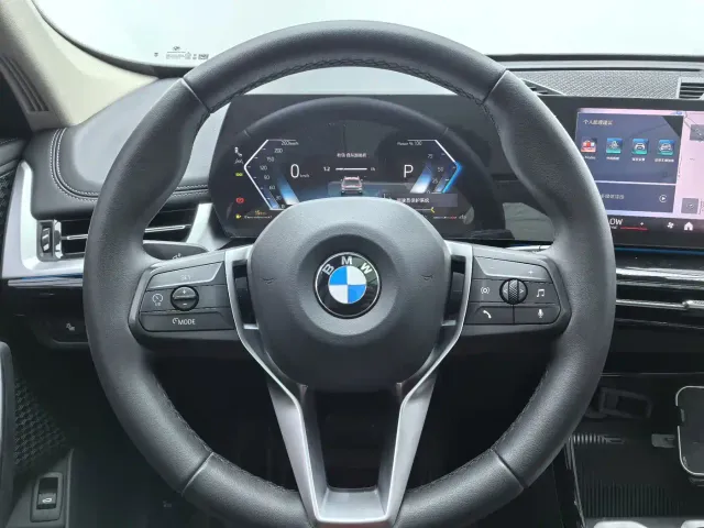 BMW X1 — Фото автомобиля 13