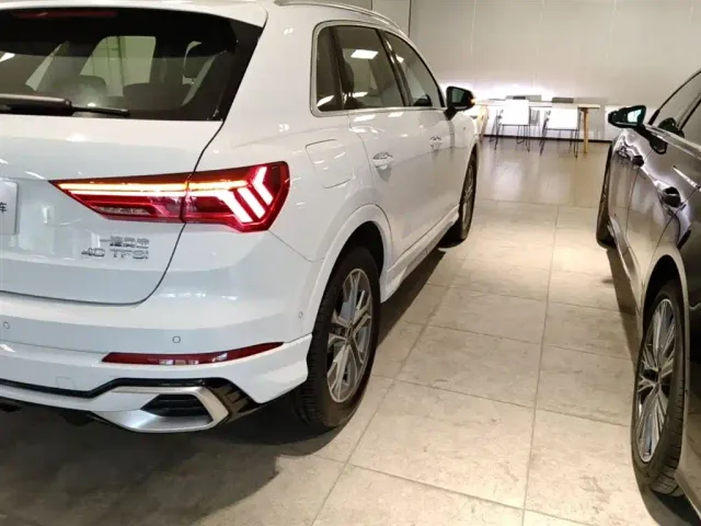 Audi Q3 — Фото автомобиля 7