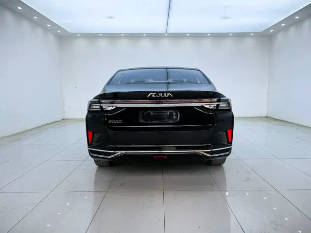 Dongfeng Yixuan MAX — Фото автомобиля 12