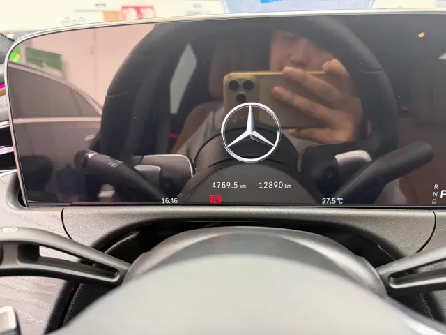 Mercedes-Benz E-Class — Фото автомобиля 14