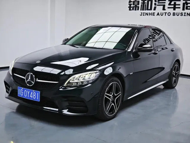 Фотография автомобиля — Mercedes-Benz C-Class