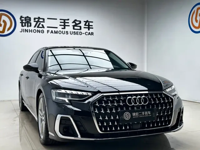 Audi A8 — Фото автомобиля 3