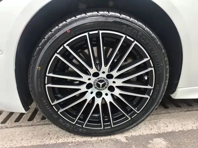 Mercedes-Benz C-Class — Фото автомобиля 22