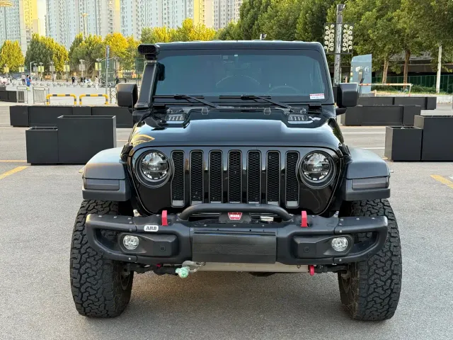Jeep Wrangler — Фото автомобиля 2