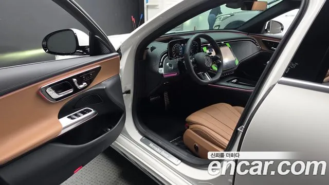 Mercedes-Benz E-Class W214 — Фото автомобиля 15