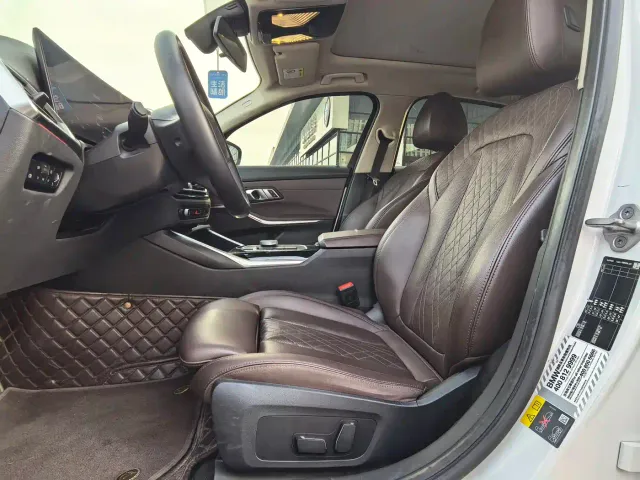 BMW i3 — Фото автомобиля 10