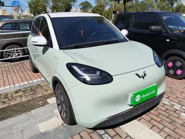 Wuling Bingo — Фото автомобиля 3