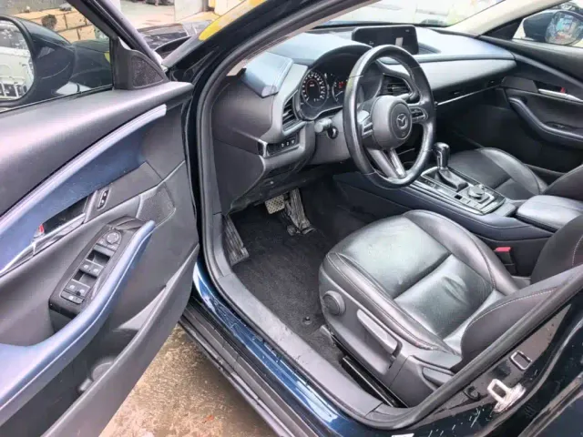 Mazda CX-30 — Фото автомобиля 15