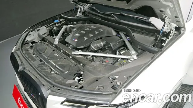 BMW X7 M60i xDrive M Sport 6 мест — Фото автомобиля 5
