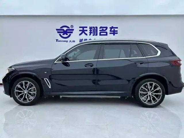 BMW X5 — Фото автомобиля 7