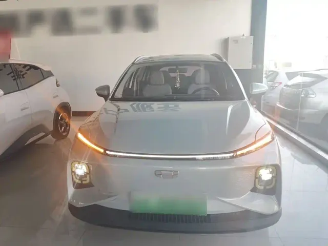 Geely Geometry E Firefly — Фото автомобиля 2