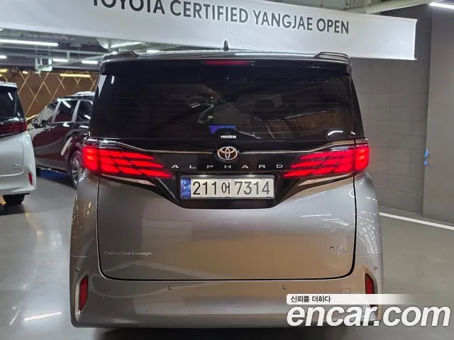 Toyota Alphard Generation 4 — Фото автомобиля 4