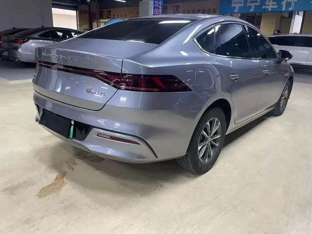 BYD Qin PLUS — Фото автомобиля 7