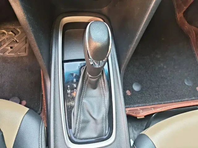 Chevrolet Monza — Фото автомобиля 13