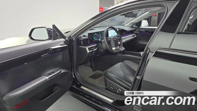 Hyundai Grandeur GN7 — Фото автомобиля 10