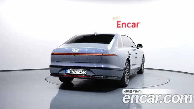 Hyundai Grandeur GN7 — Фото автомобиля 4