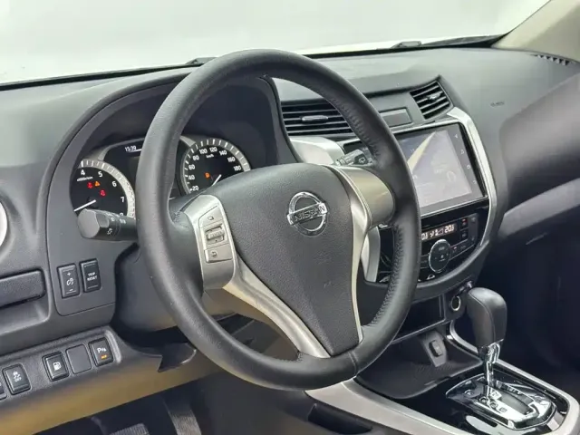 Nissan Terra 2020 2.5L XL Upper Automatic 2WD Luxury Edition — Фото автомобиля 15