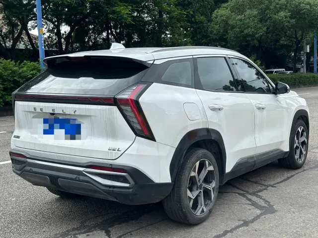 Geely Boyue L — Фото автомобиля 2