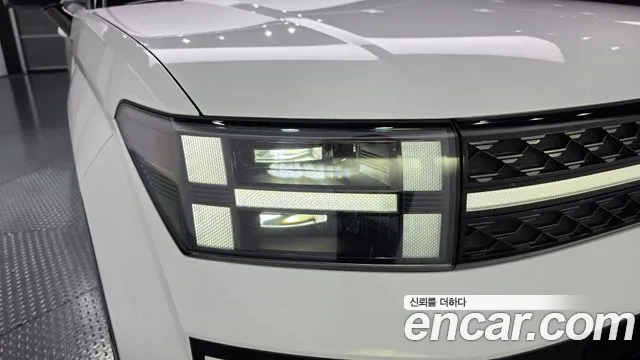 Hyundai Santafe Santa Fe (MX5) Бензин 2.5T 2WD — Фото автомобиля 4