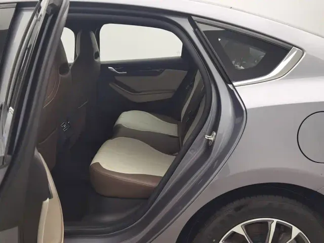 BYD Qin PLUS — Фото автомобиля 15
