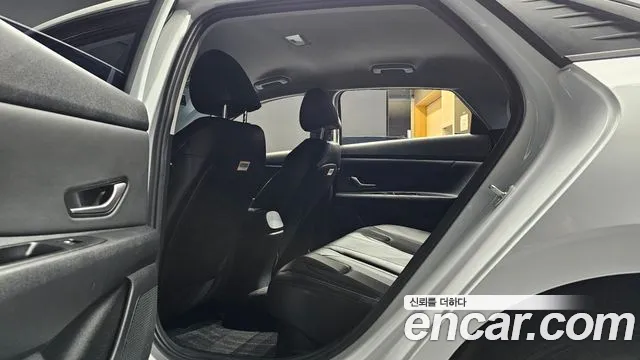 Hyundai Avante CN7 — Фото автомобиля 16