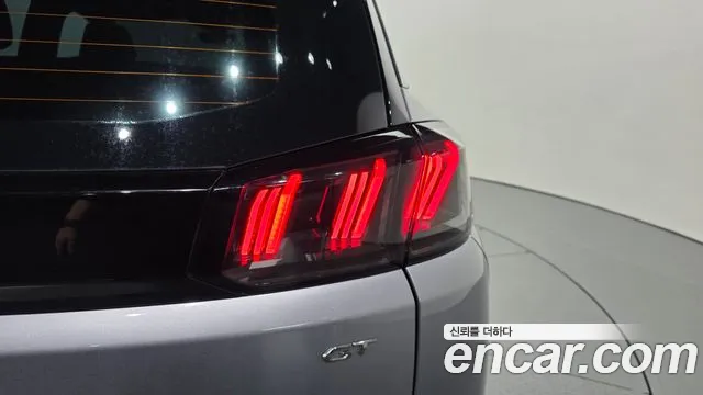 Peugeot 5008 — Фото автомобиля 8