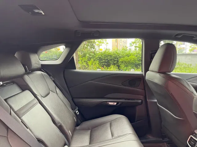 Lexus RX — Фото автомобиля 13