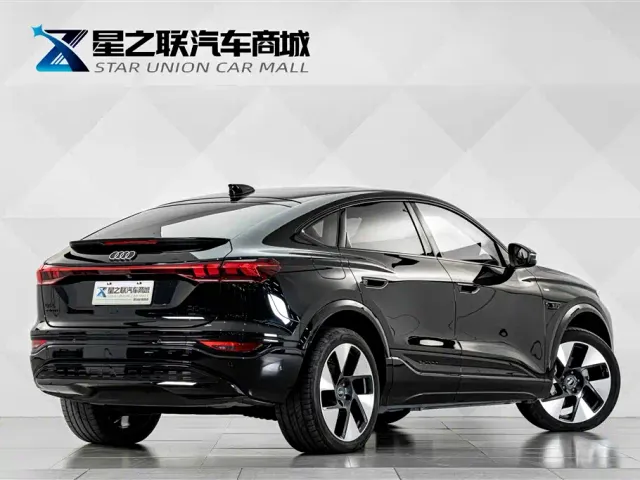 Audi Q6L Sportback e-tron — Фото автомобиля 6