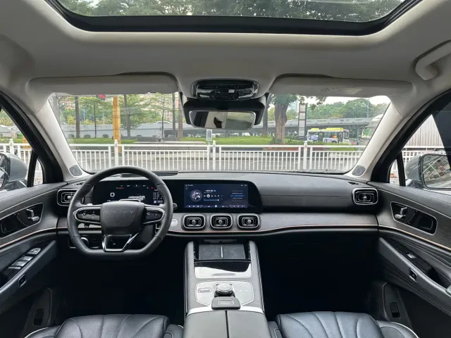 Chery Tiggo 9 — Фото автомобиля 11