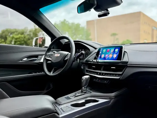 Cadillac CT4 — Фото автомобиля 5