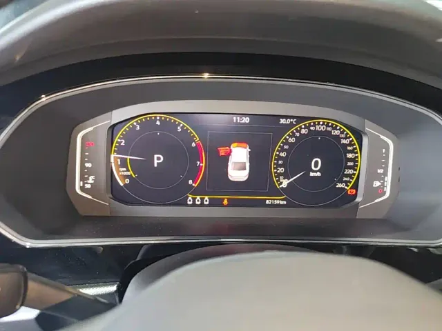 Volkswagen Passat — Фото автомобиля 11