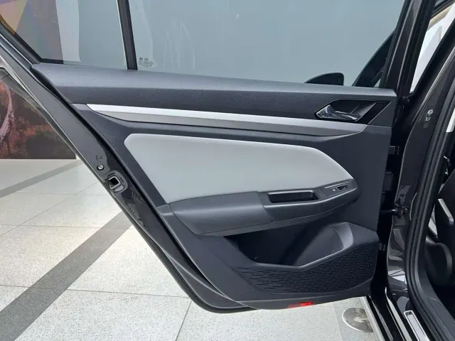 Volkswagen Bora — Фото автомобиля 5