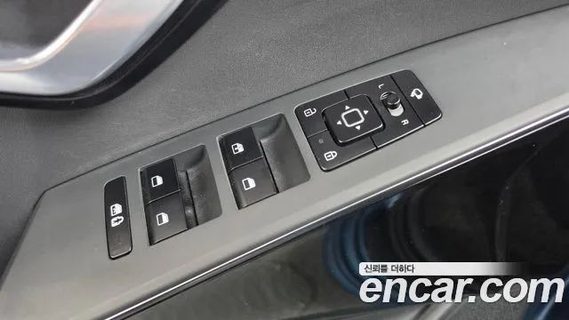 Kia Niro The All New — Фото автомобиля 29