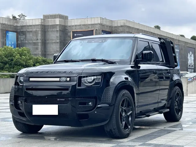 Фотография автомобиля — Land Rover Defender
