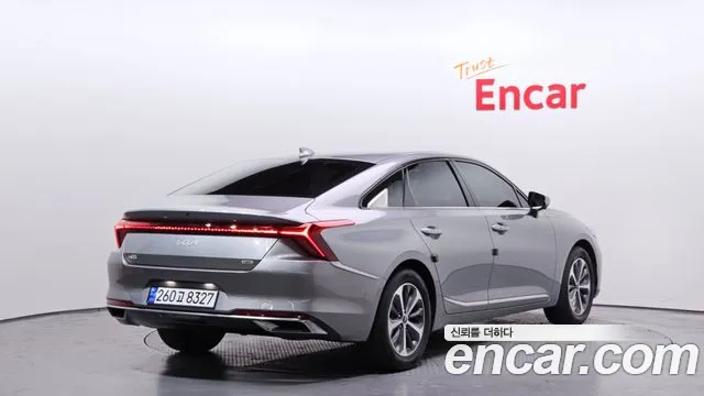 Kia K8 — Фото автомобиля 2