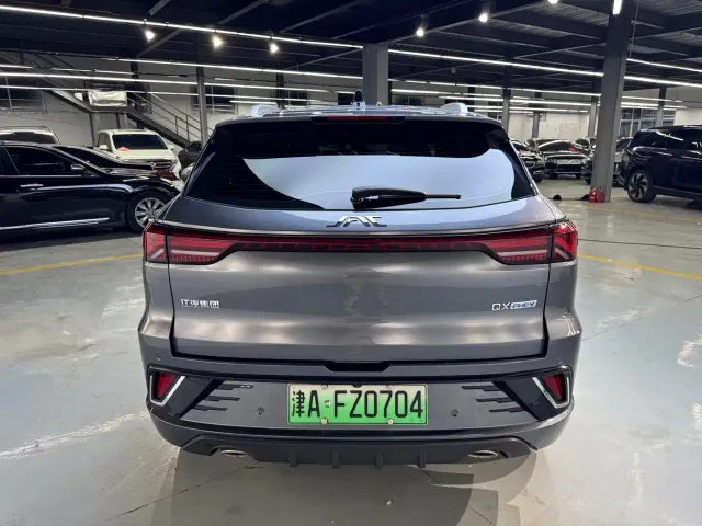 JAC Motors JAC QX PHEV — Фото автомобиля 18